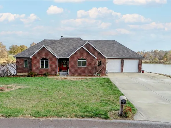 136 Lakeview Dr, Plattsburg, MO 64477