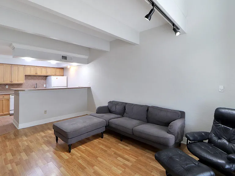 5929 Queensloch Dr #104 — Photo 1