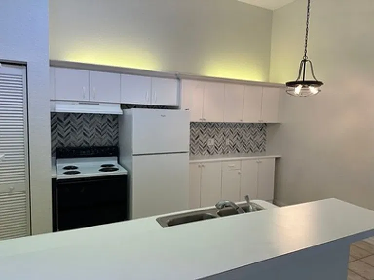 27103 Matheson Ave #206 — Photo 23