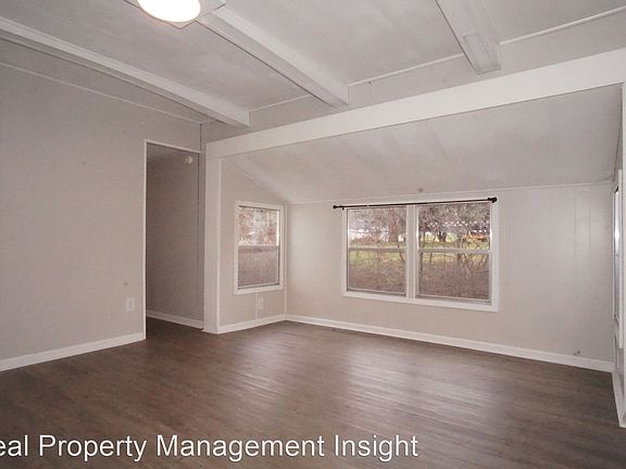 2nd image of 2355 Gardner St Lot 3