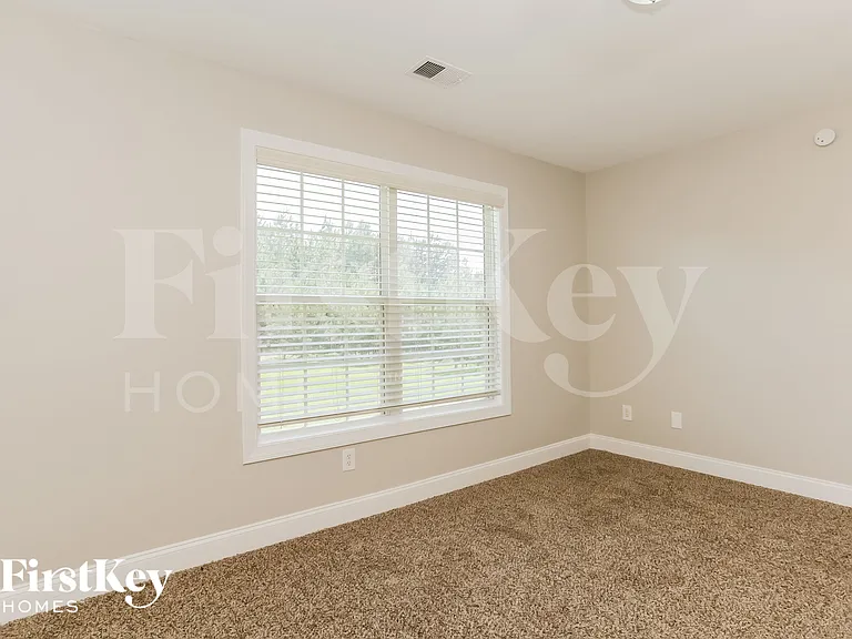 5680 Grande River Rd — Photo 11