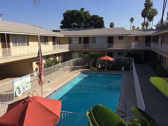 2nd image of 921 S Park Cir APT 10