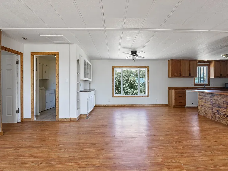 12 N 2162 W — Photo 27