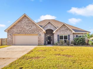 1027 Brackish Pl, Ocean Springs, MS 39564