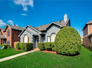 2851 Meadow Way Ln, Dallas, TX 75228