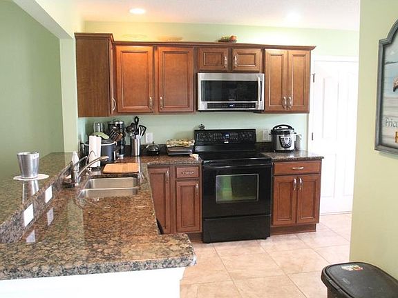 5th image of 2323 Southwood Dr