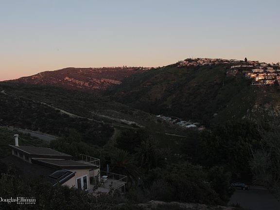 4th image of 336 Lookout Dr