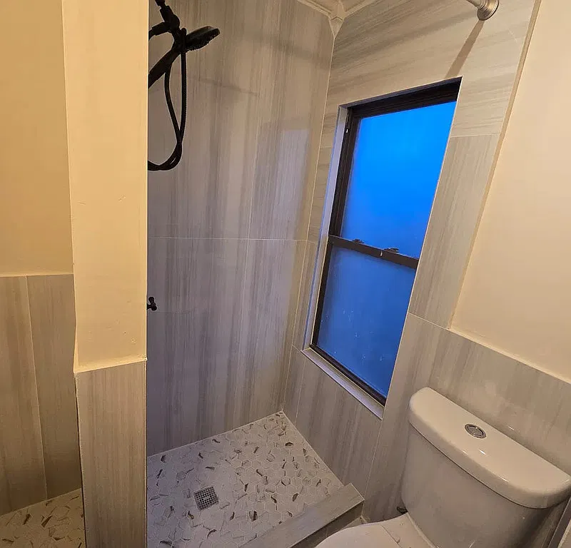2 bed, 1.0 bath, 1000 sqft, $1,399 — Photo 1