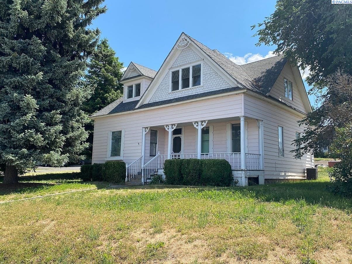 307 3rd St, Endicott, WA 99125 Zillow