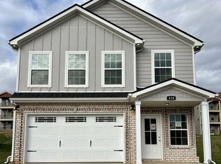 828 Lillian Grace Dr, Clarksville, TN 37043