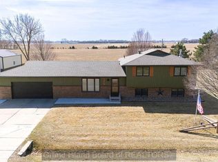4157 Springview Dr, Grand Island, NE 68803