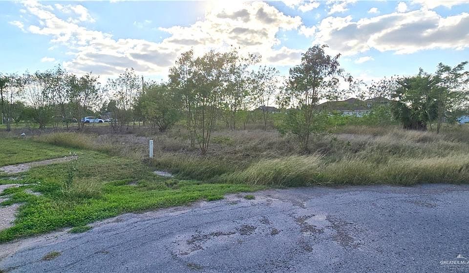 2nd image of 31015 Laureles Cir