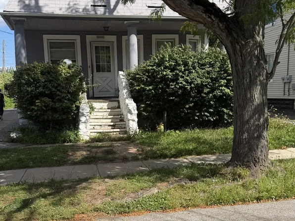 10001 Stoughton Ave, Cleveland, OH 44104