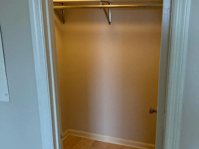 2325 Elliston Pl #4 — Photo 11
