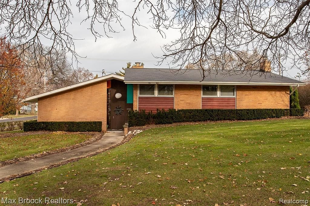 26912 York Rd, Huntington Woods, MI 48070 Zillow