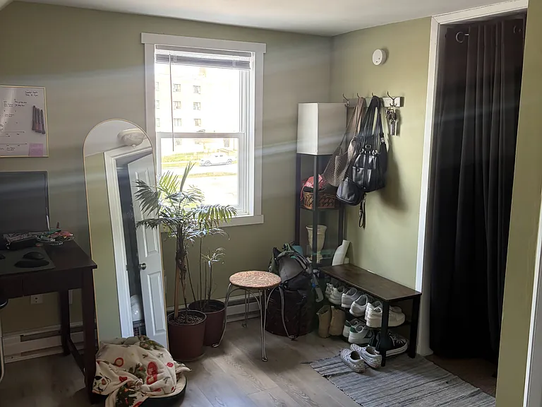 Entry area
