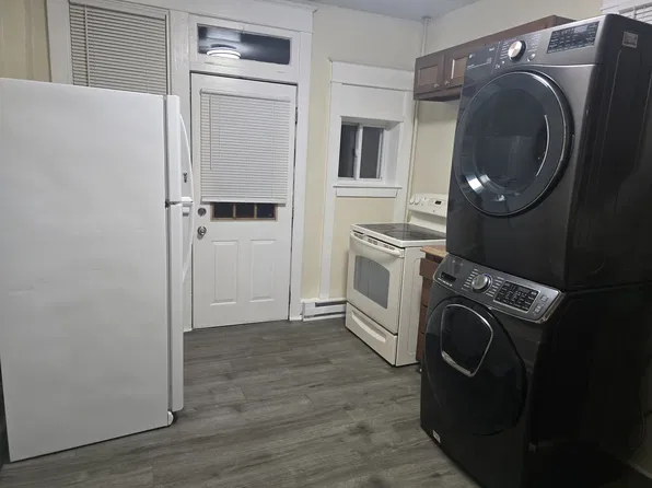 301 Summit Ave APT 2, Hagerstown, MD 21740