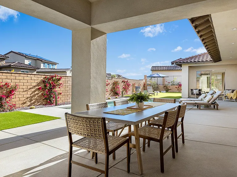 Outdoor Dining Table
