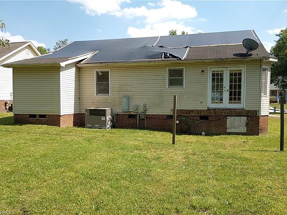 3rd image of 1503 Canton Ave