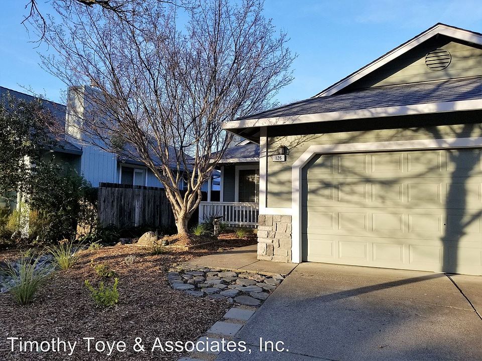 2nd image of 126 William Cir