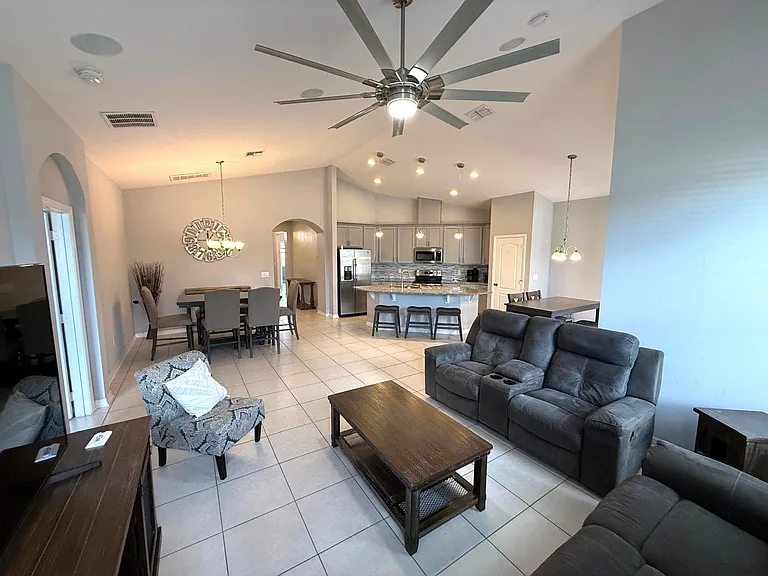 1165 Hilltop Pl — Photo 7