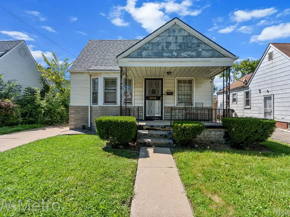 8661 Auburn St, Detroit, MI 48228