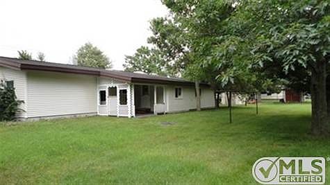 2nd image of 101 Aspen Dr
