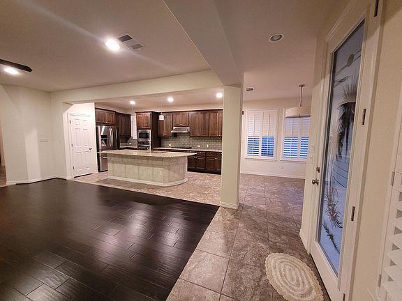4th image of 404 Garner Park Dr