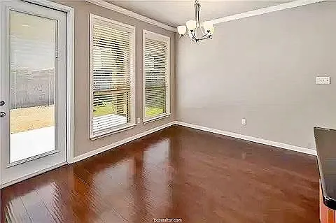 2531 Warkworth Ln — Photo 10