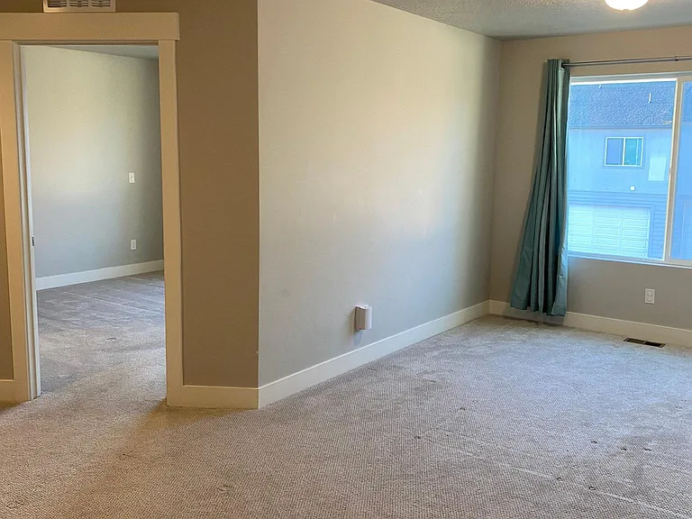 469 E London Way #469 — Photo 15