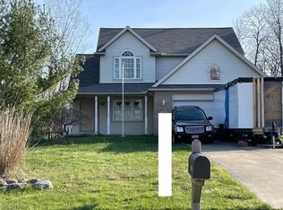 19579 Hunt Rd, Strongsville, OH 44136