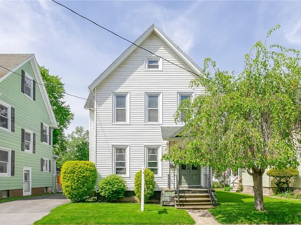 106 West St, Geneva, NY 14456