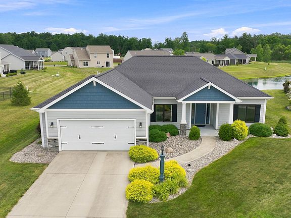 2nd image of 770 Andalusian Ct