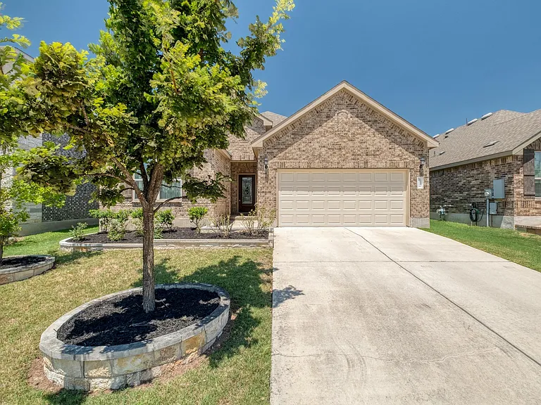 17204 Calipatria Ln — Photo 1