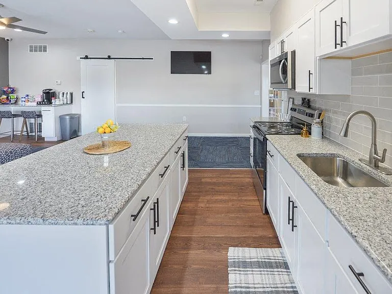 Eagles Crest Apartment Homes — Photo 15
