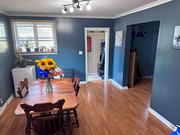 4th image of 33 Beaumont Avenue