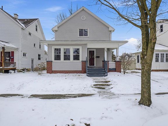 2nd image of 121 W Lincoln Ave