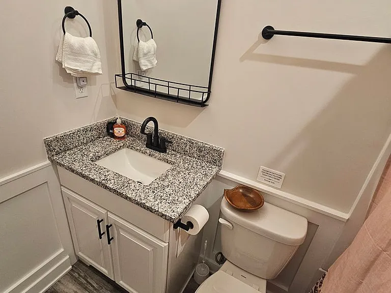 710 Orchard St — Photo 35