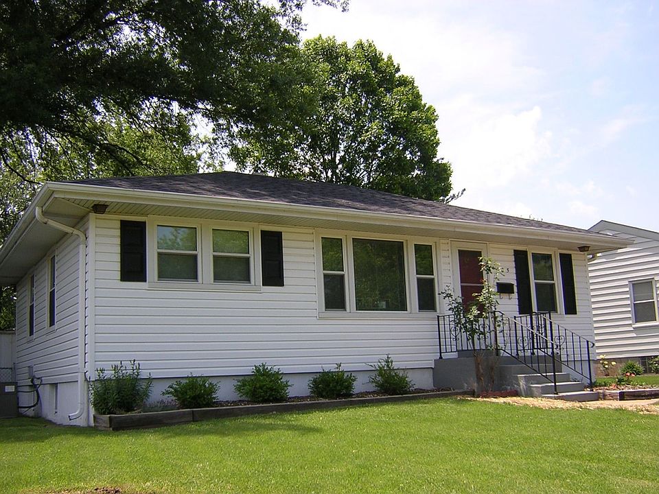 1st image of 305 De Smet Dr