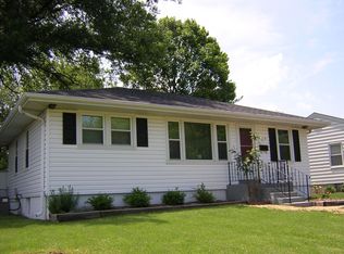 305 De Smet Dr, Florissant, MO