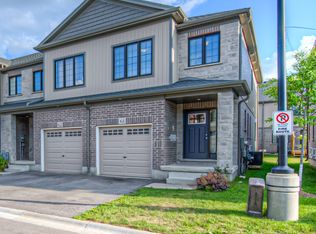 135 Hardcastle Dr #61, Cambridge, ON N1S 0B6