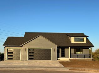 4022 Bozeman Ct, Spearfish, SD 57783