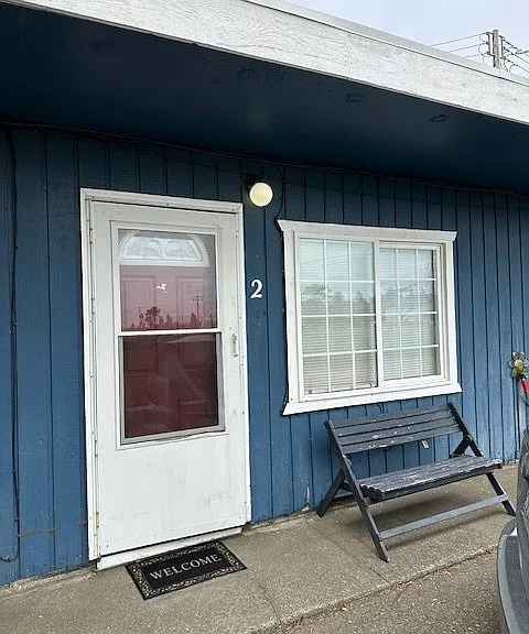 679 Point Brown Ave NW — Photo 3
