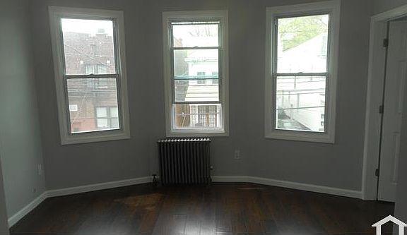 5th image of 88 Brookdale Ave #2
