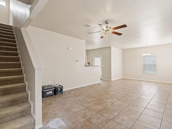 3rd image of 6982 Red Oak Ct