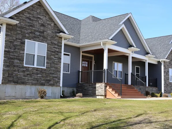 268 Bark St, Swansea, MA 02777