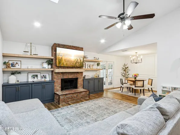 7670 HILSDALE HARBOR Court, Jacksonville, FL 32216