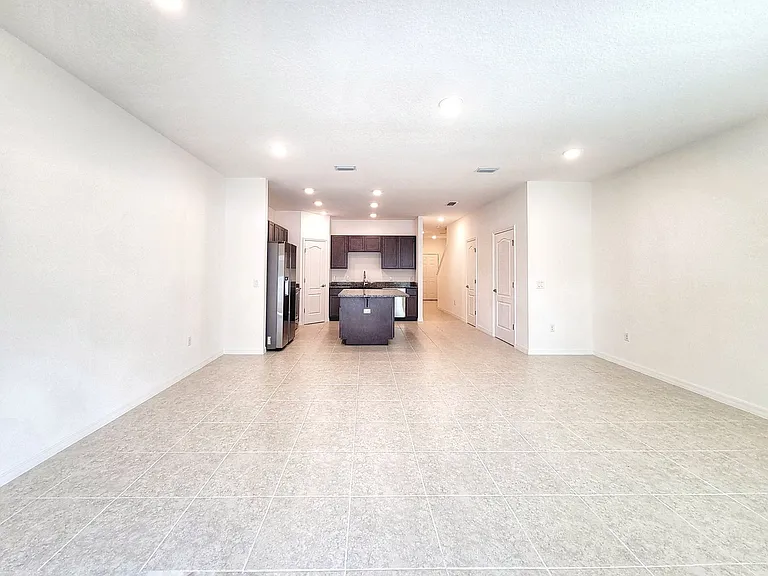 12523 NW 7th Pl — Photo 6
