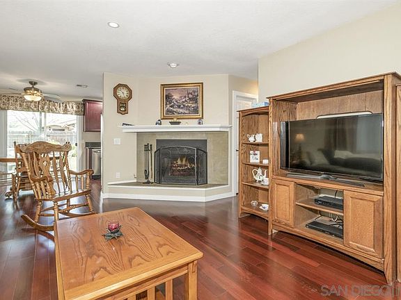 3rd image of 1222 Naranca Ave