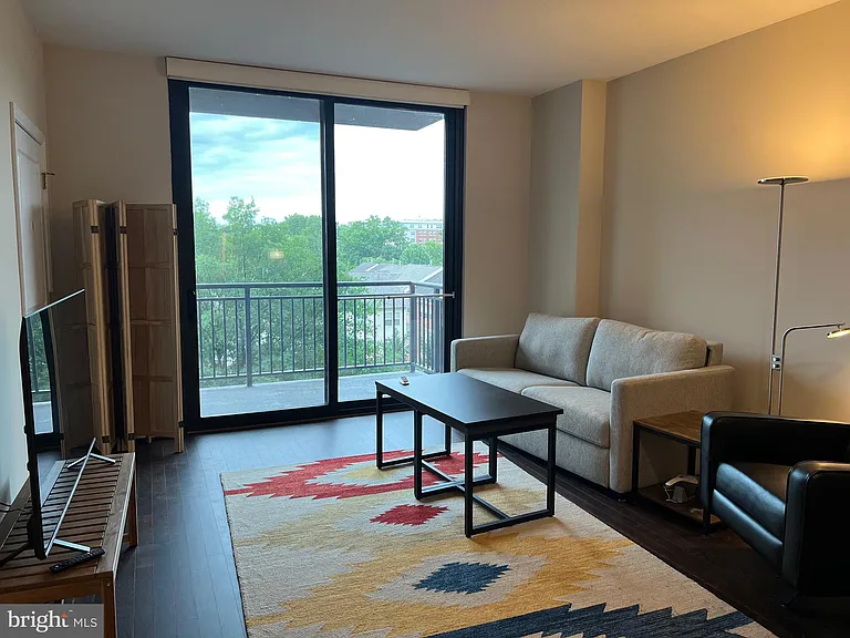 2451 Midtown Ave #606 — Photo 33